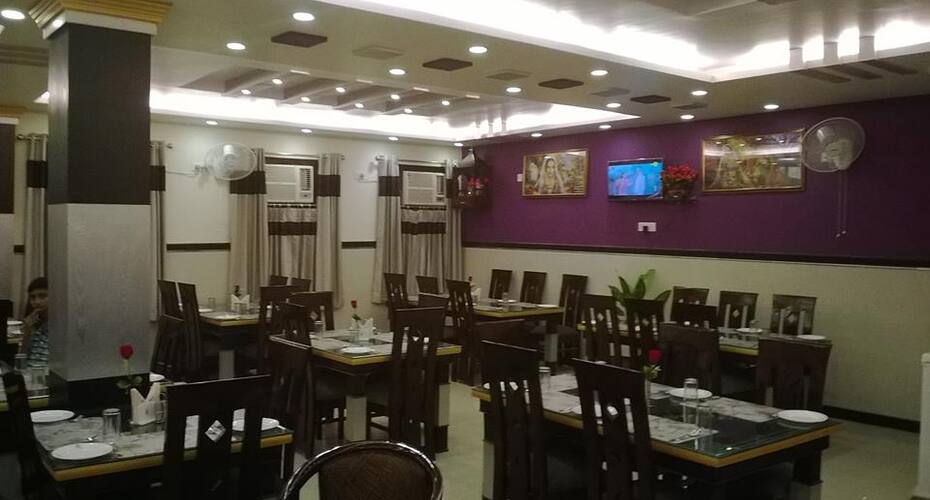 Royal Akshay Hotel, Farrukhabad 3